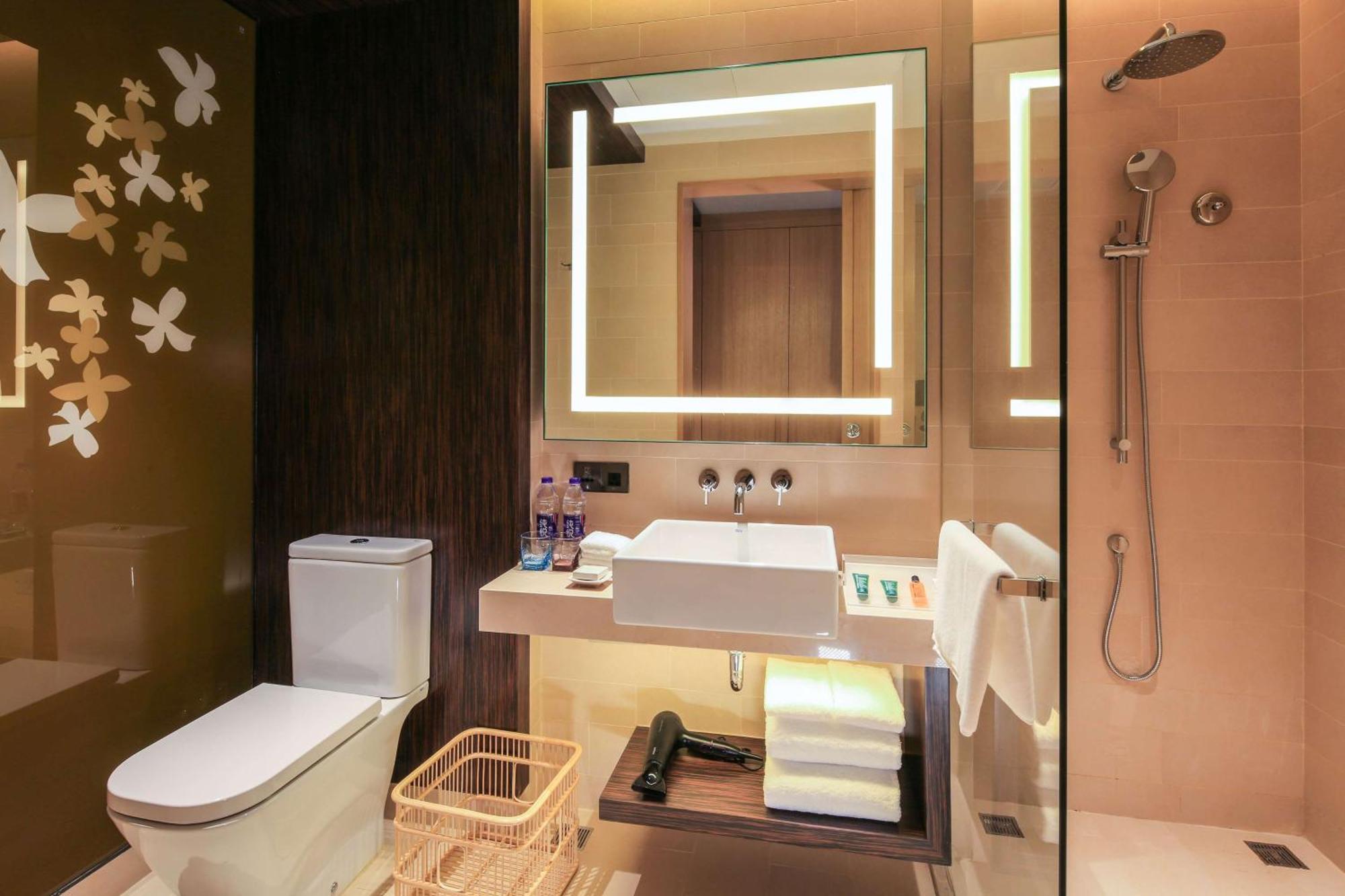 Hilton Garden Inn Ningbo Eksteriør bilde