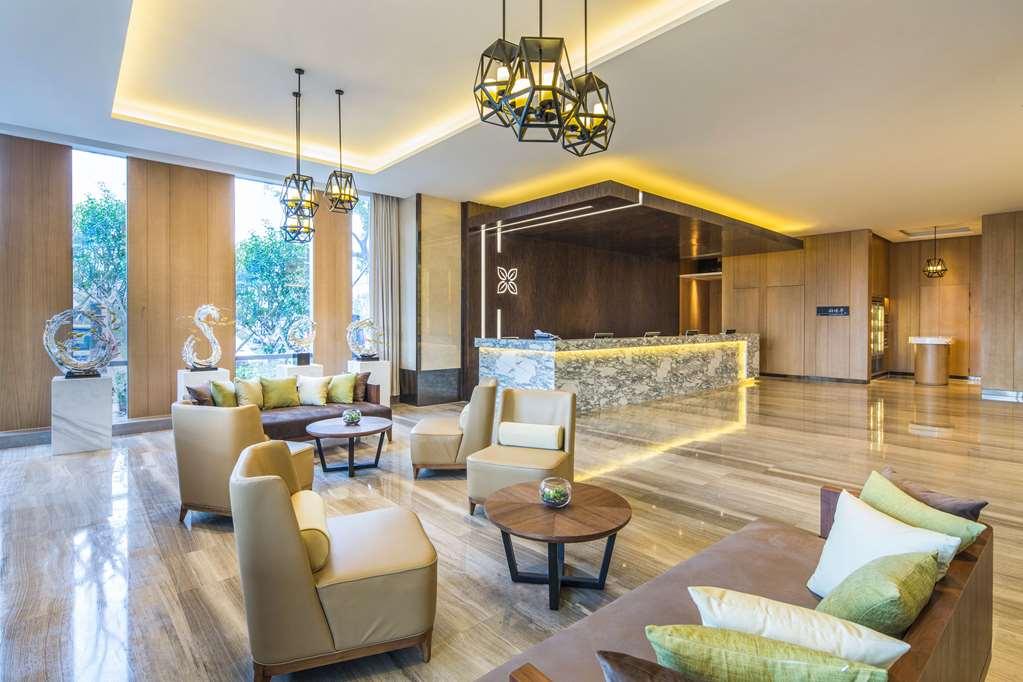 Hilton Garden Inn Ningbo Interiør bilde